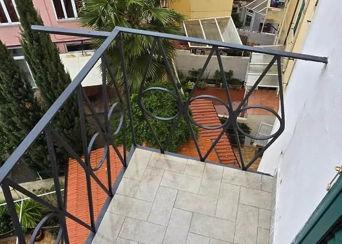 Centro Citta Katalin House Livorno
